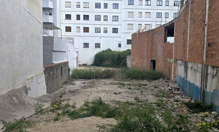 Perceel / Terrein - Wederverkoop - Benissa - Benissa