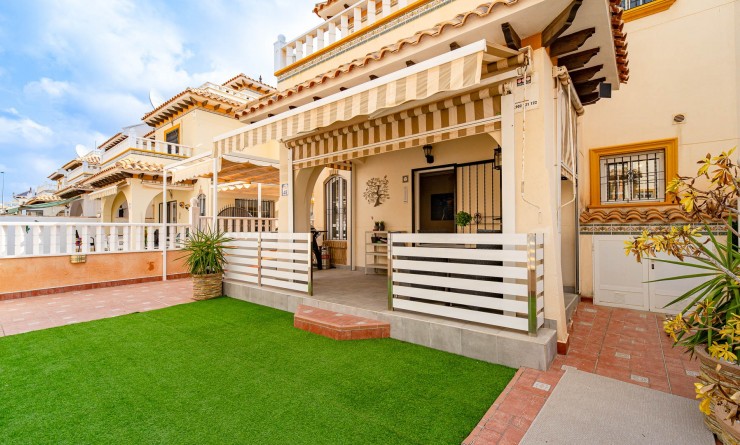 Quatro house - Wederverkoop - Orihuela Costa - Lomas de Cabo Roig