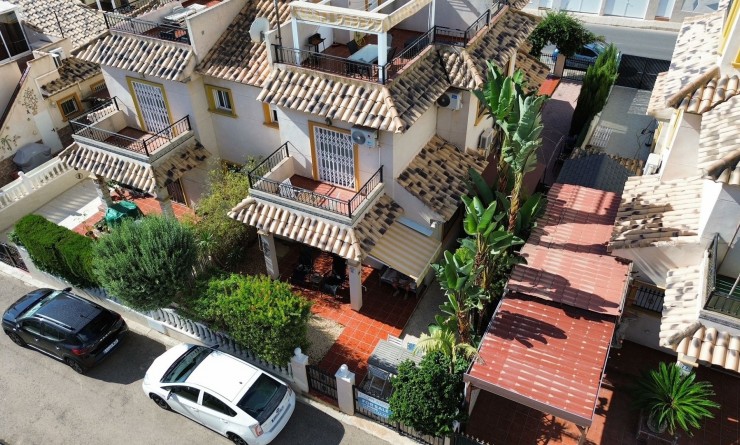 Semi-detached house - Sale - Lomas de Cabo Roig - Lomas de Cabo Roig