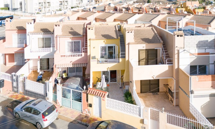 Semi-Detached - Revente - Torrevieja - Los Frutales