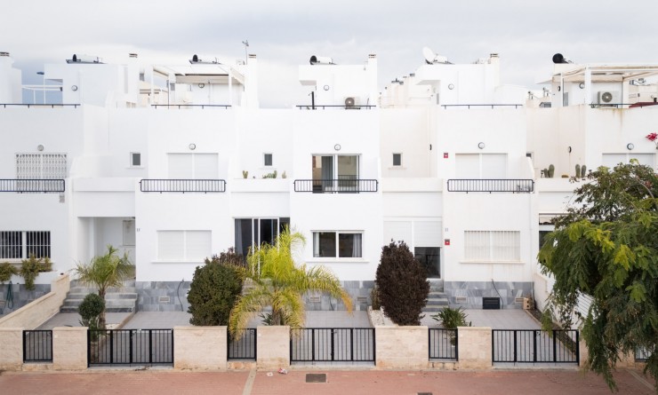 Semi-Detached - Wederverkoop - Torrevieja - Aguas Nuevas