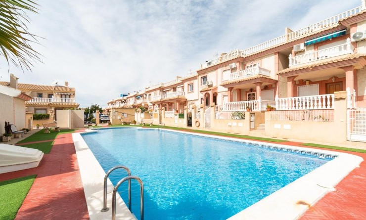Semi - Wederverkoop - Orihuela Costa - Punta Prima