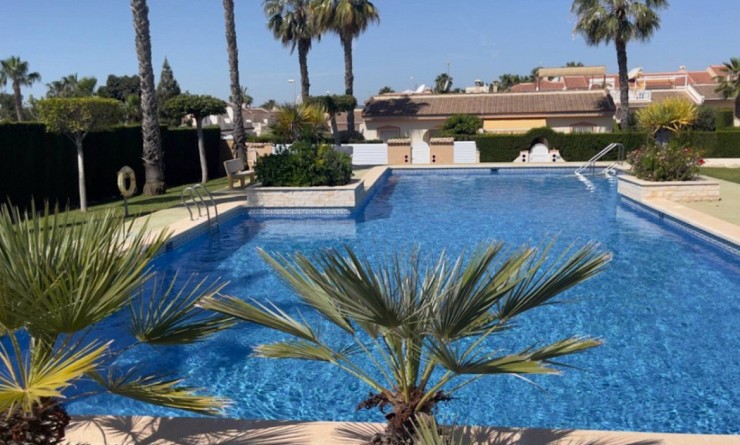 Townhouse - Sale - Ciudad quesada - Doña pepa