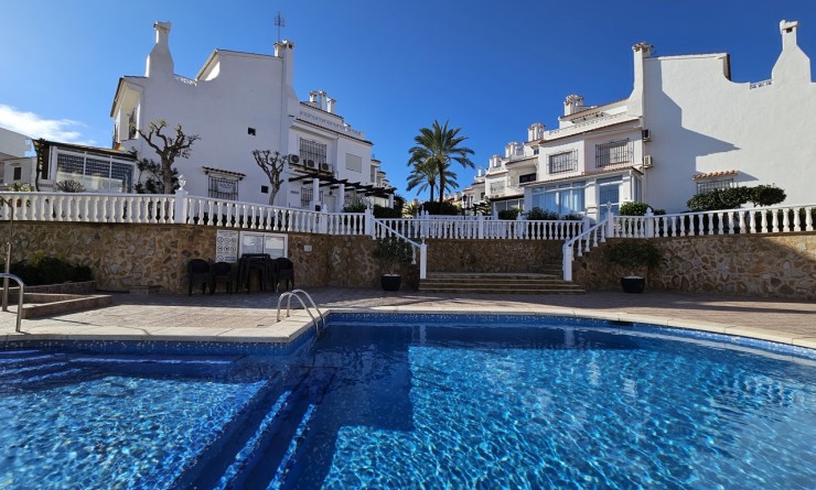 Townhouse - Sale - La Mata - La Mata