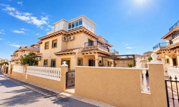 Townhouse - Sale - La Zenia - La Zenia