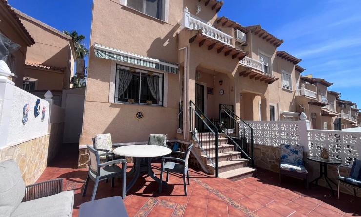 Townhouse - Sale - Villamartín - Villamartín