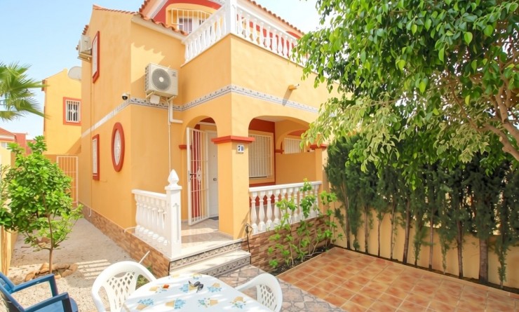 Townhouse - Sale - Villamartín - Villamartín