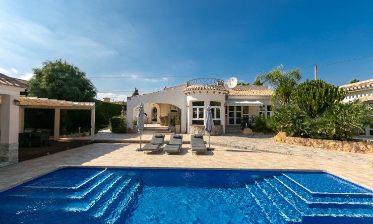 Villa - Revente - Campoamor - Lomas de Don Juan