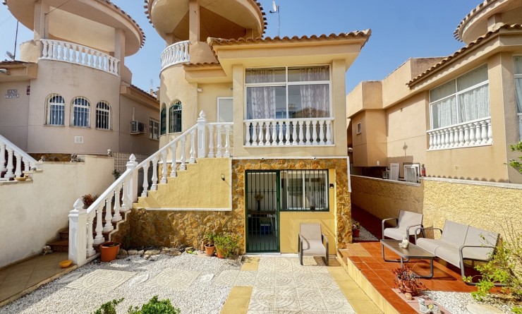Villa - Revente - Villamartín - Villamartín