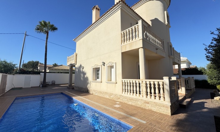 Villa - Sale - Cabo Roig - Cabo Roig