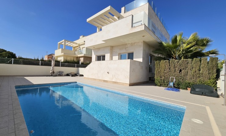 Villa - Sale - La Zenia - La Zenia