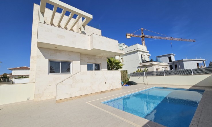Villa - Sale - La Zenia - La Zenia