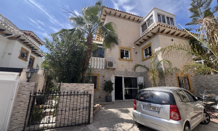 Villa - Sale - Orihuela - Costa Blanca Sur