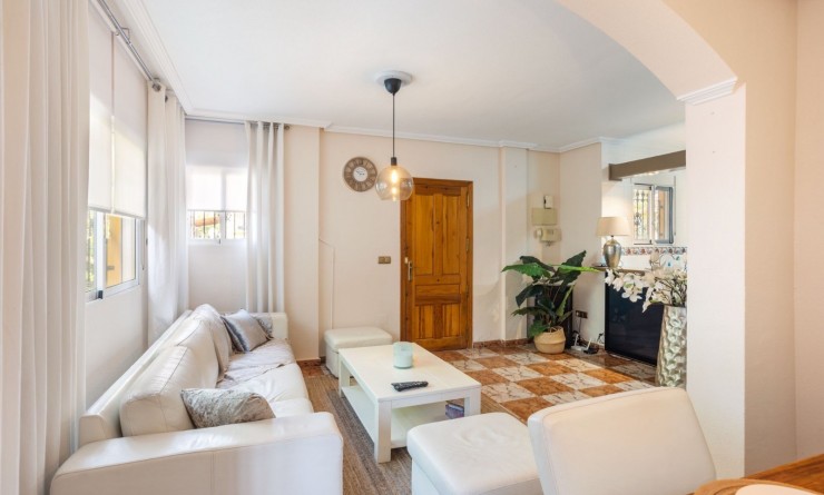 Villa - Sale - Orihuela Costa - La Regia
