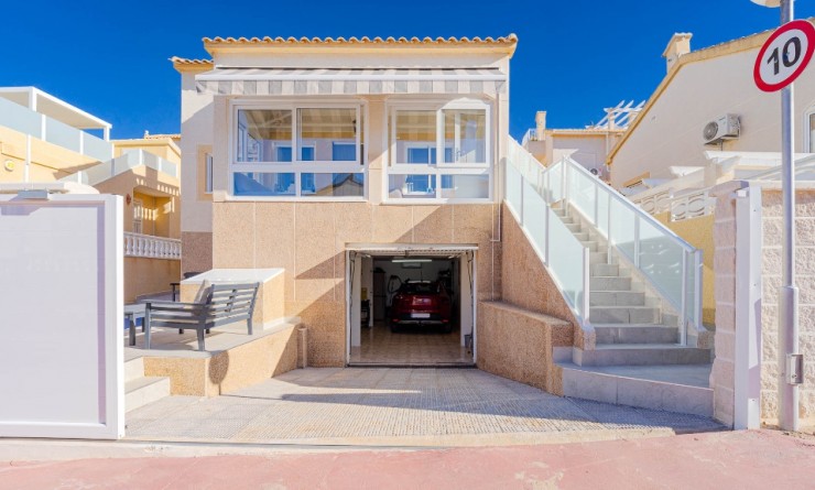 Villa - Sale - Orihuela Costa - Los Altos