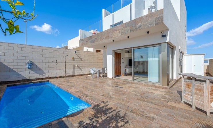 Villa - Sale - Orihuela - Orihuela Costa