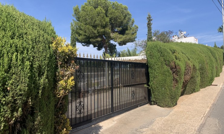 Villa - Sale - Villamartin, Orihuela Costa - Villamartin, Orihuela Costa