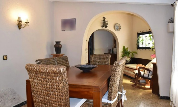 Villa - Wederverkoop - Albir - center