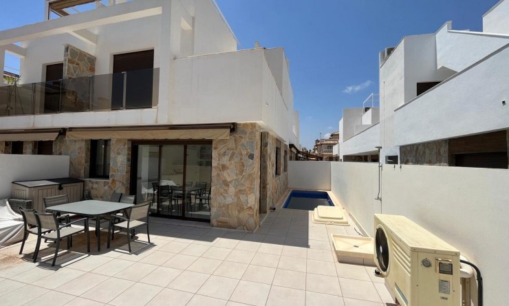 Villa - Wederverkoop - Cabo Roig - Cabo Roig