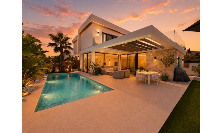 Villa - Wederverkoop - Cabo Roig - Cabo Roig