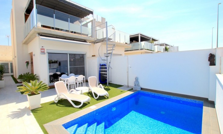 Villa - Wederverkoop - Daya Vieja - Daya Vieja