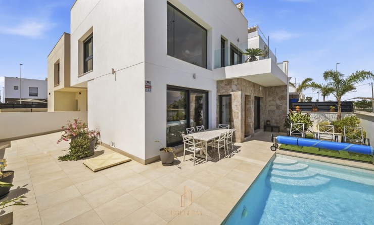 Villa - Wederverkoop - Daya Vieja - Daya Vieja