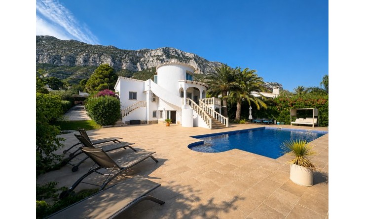 Villa - Wederverkoop - Denia - Montgó