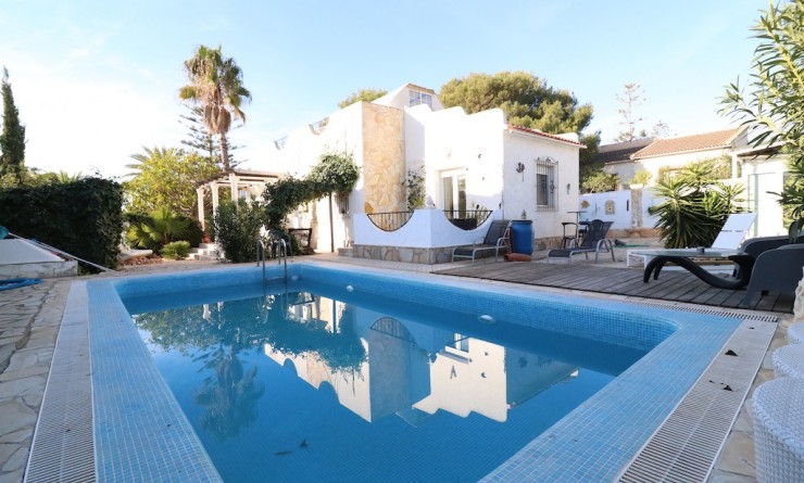 Villa - Wederverkoop - La Zenia - La Zenia