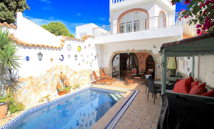 Villa - Wederverkoop - La Zenia - La Zenia