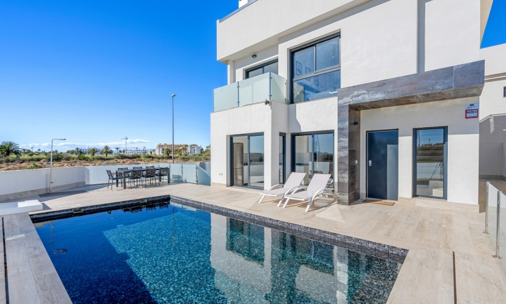 Villa - Wederverkoop - Los Alcazares - Serena Golf