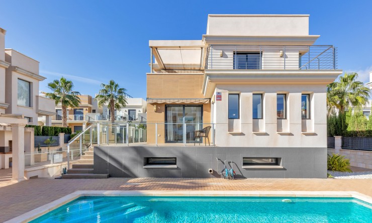 Villa - Wederverkoop - Orihuela Costa - Orihuela Costa