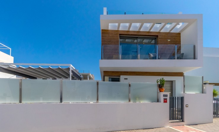 Villa - Wederverkoop - Orihuela Costa - Villamartín