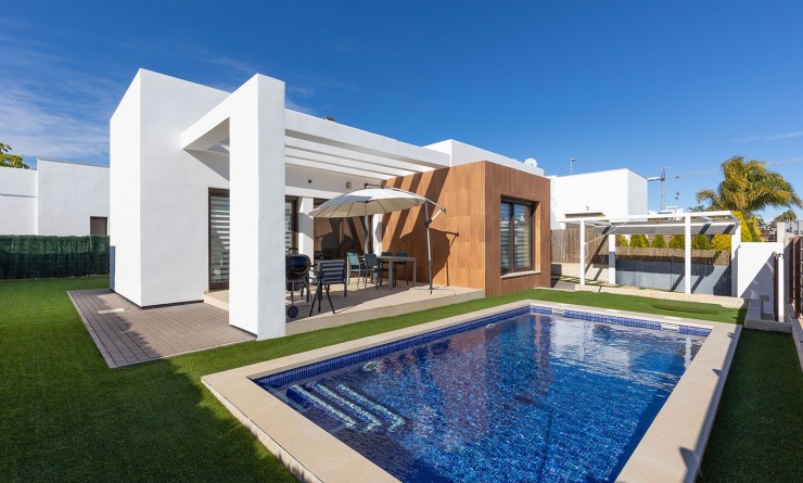 Villa - Wederverkoop - Orihuela Costa - Vistabella Golf