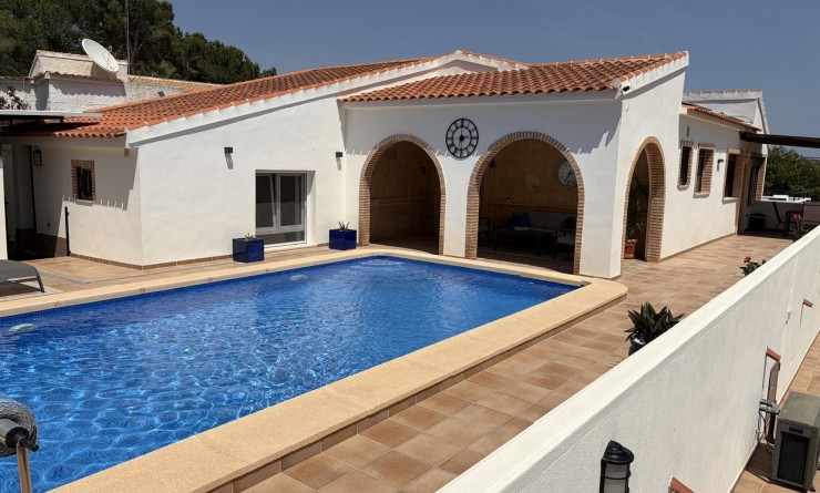 Villa - Wederverkoop - Pinar de Campoverde - Pinar de Campoverde