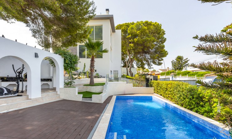 Villa - Wederverkoop - Torrevieja - Los balcones