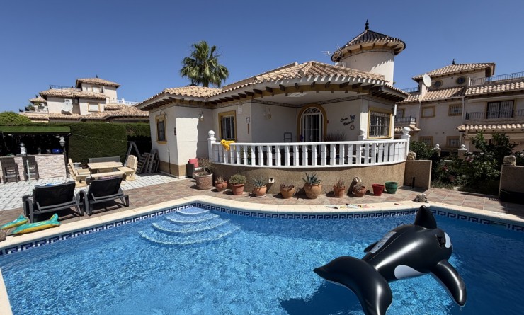 Villa - Wederverkoop - Villamartín - Villamartín