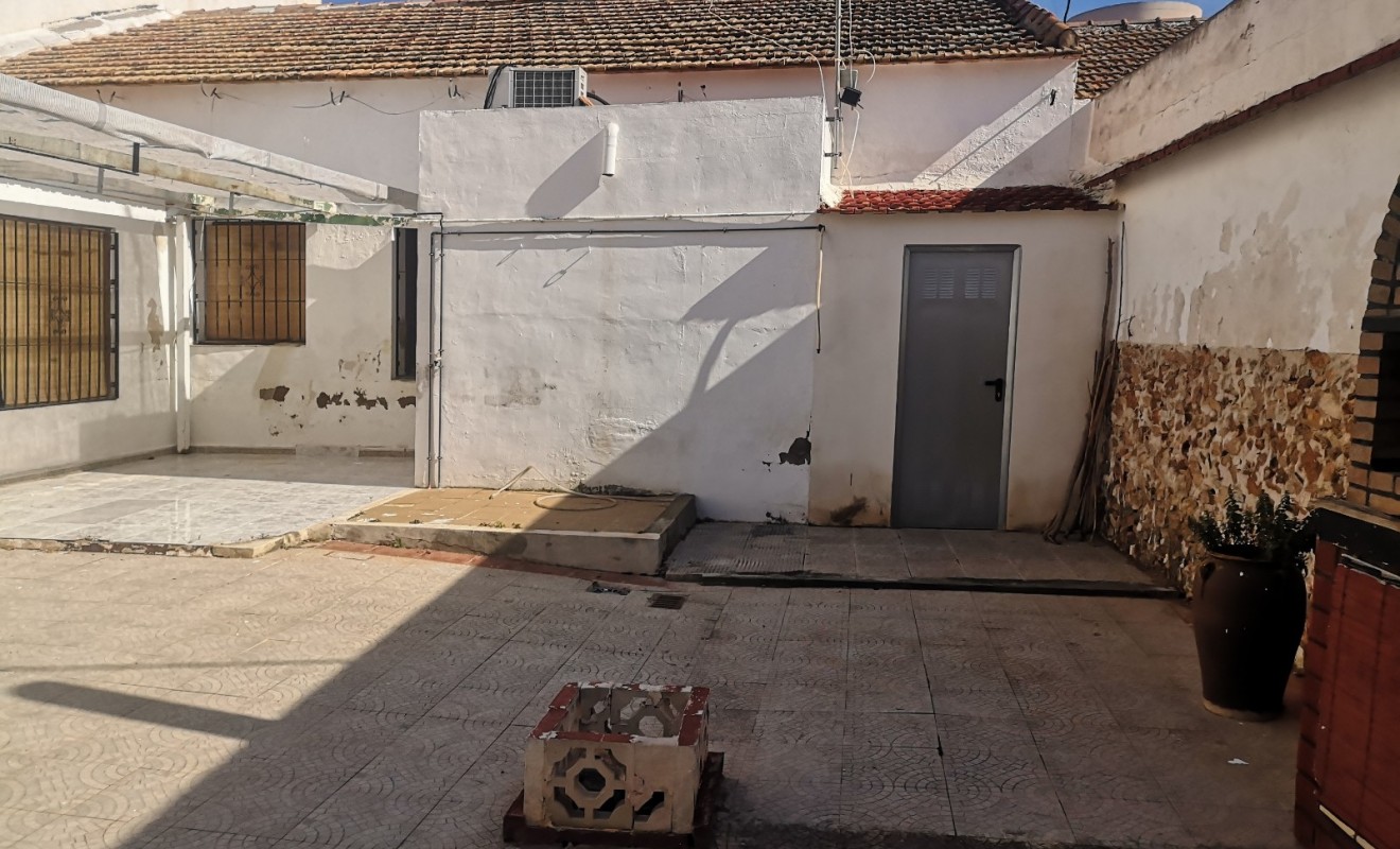 Revente - Townhouse / Semi-detached - Los Montesinos