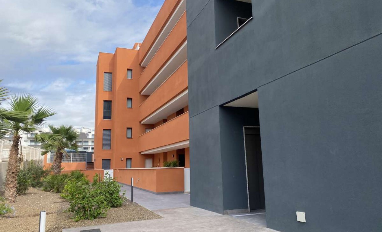 Sale - Apartment - Villamartín