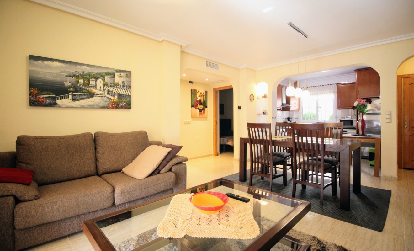 Sale - Apartment - Ground Floor Apartment - Orihuela Costa - Cabo Roig