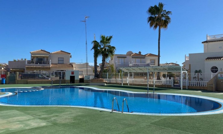 Revente - Semi-detached Villa - Playa Flamenca