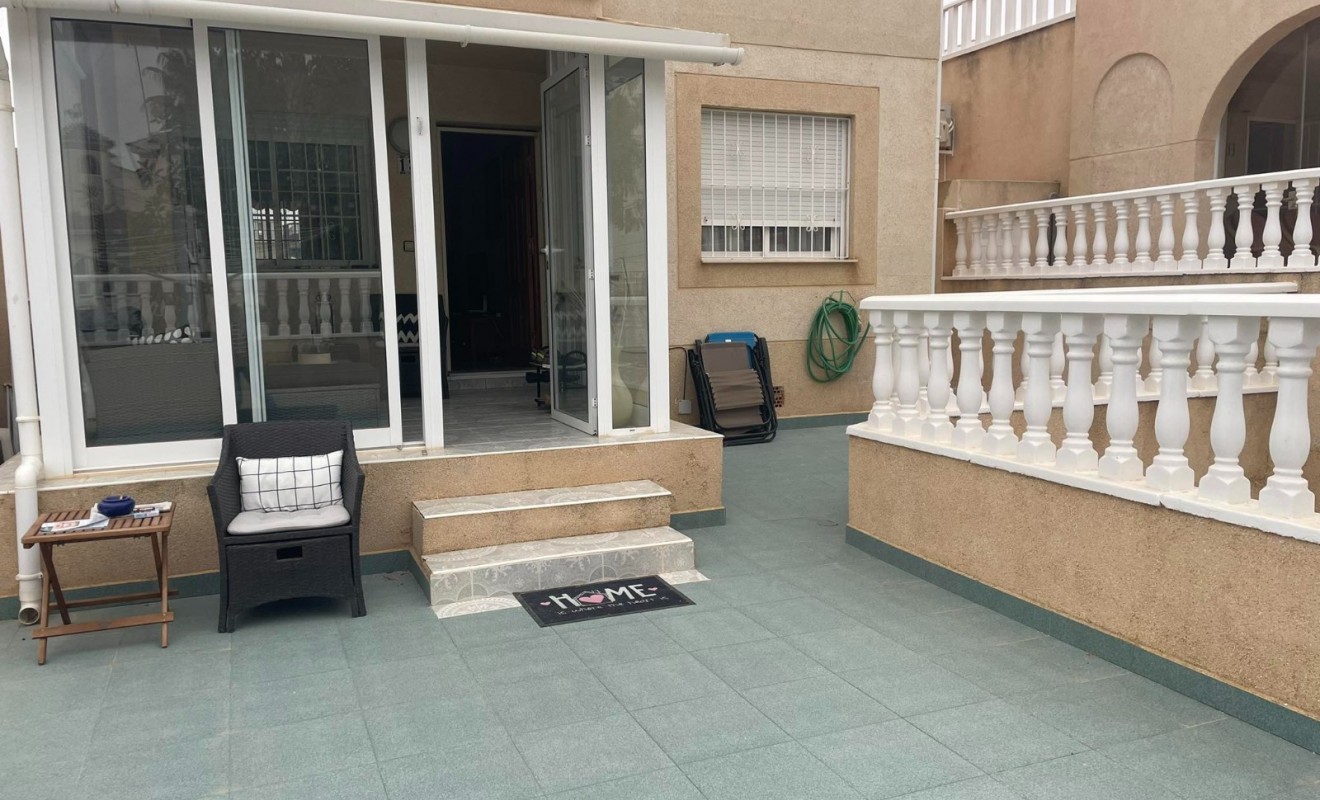 Sale - House - Townhouse - Torrevieja - Los balcones
