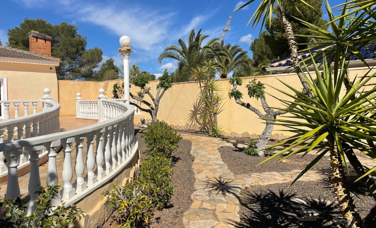 Sale - Villa - Orihuela Costa - Villamartín