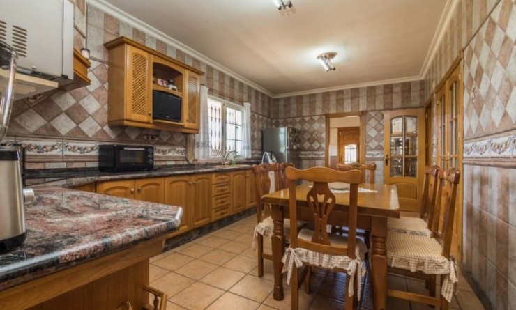 Sale - Villa - Crevillente