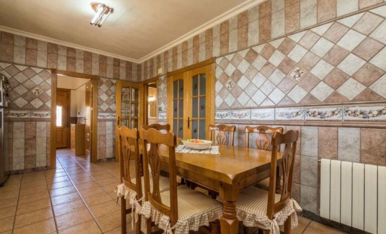 Sale - Villa - Crevillente