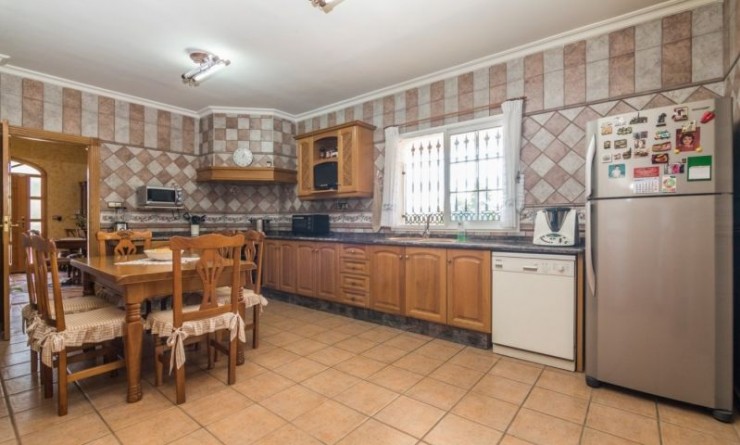 Sale - Villa - Crevillente