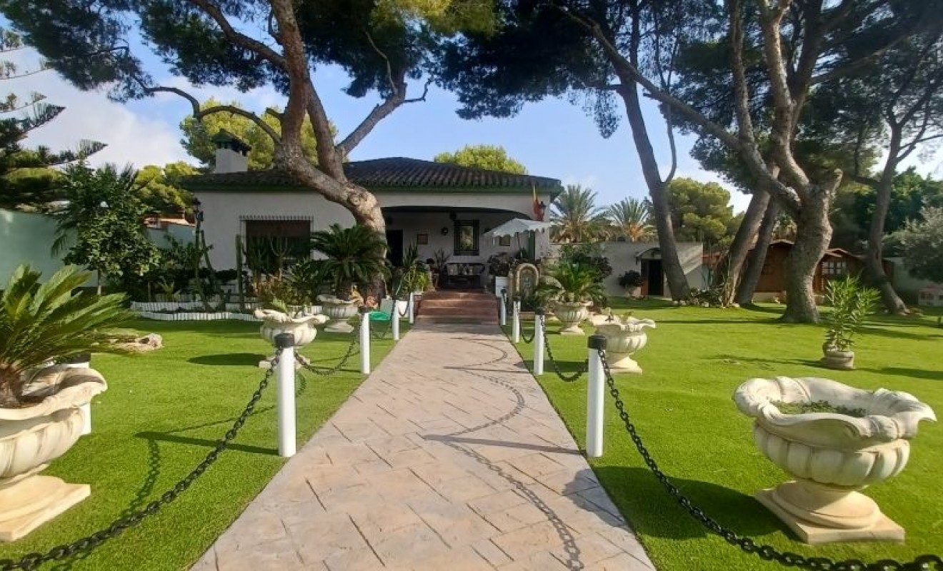 Revente - Villa - Orihuela Costa