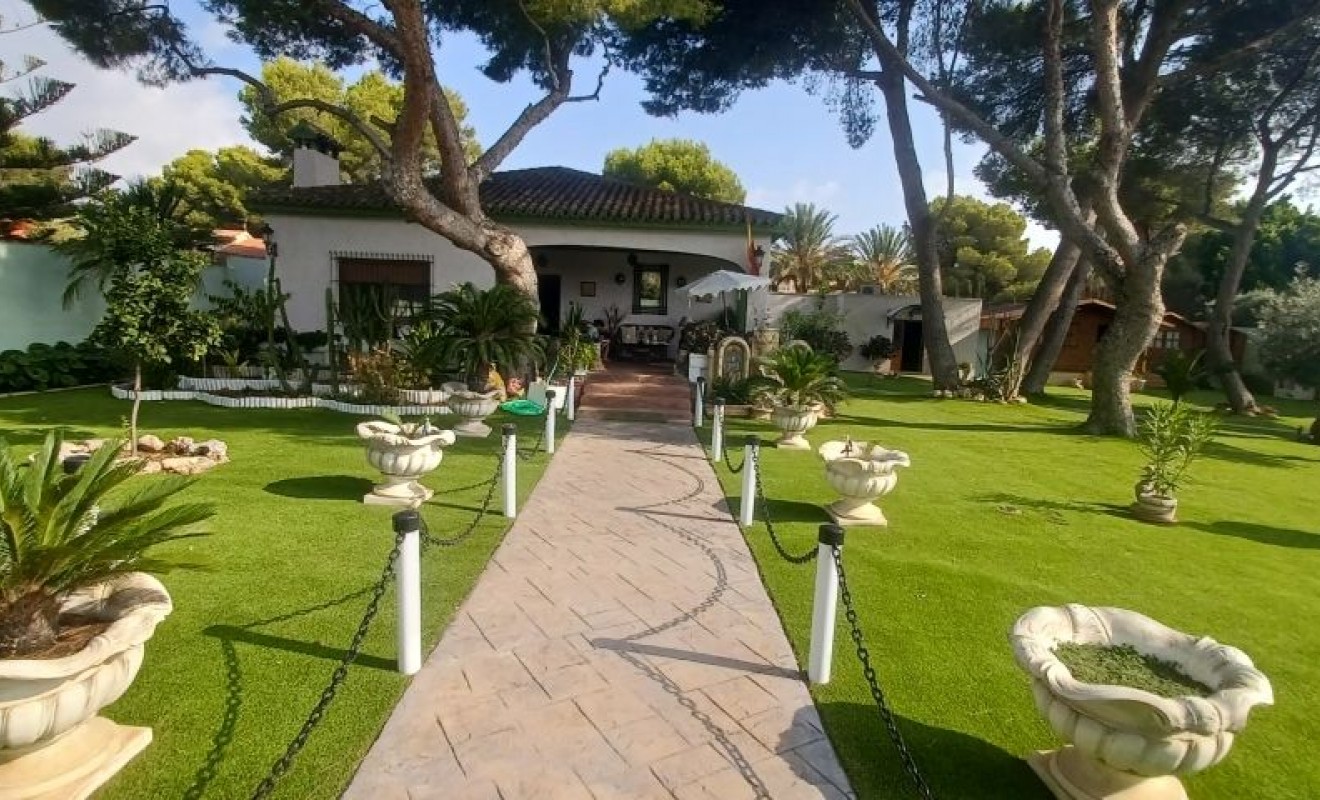 Revente - Villa - Orihuela Costa