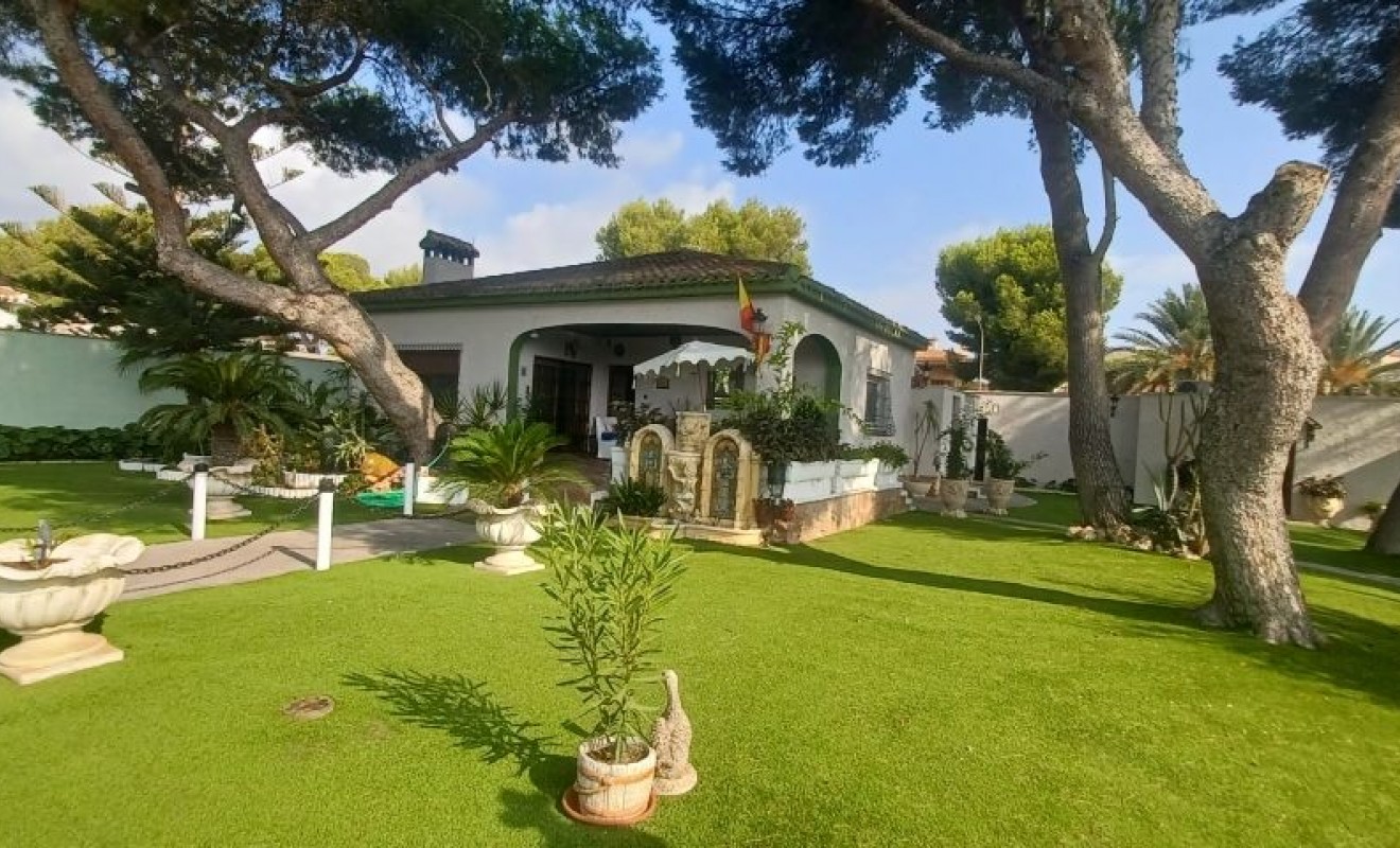 Wederverkoop - Villa - Orihuela Costa