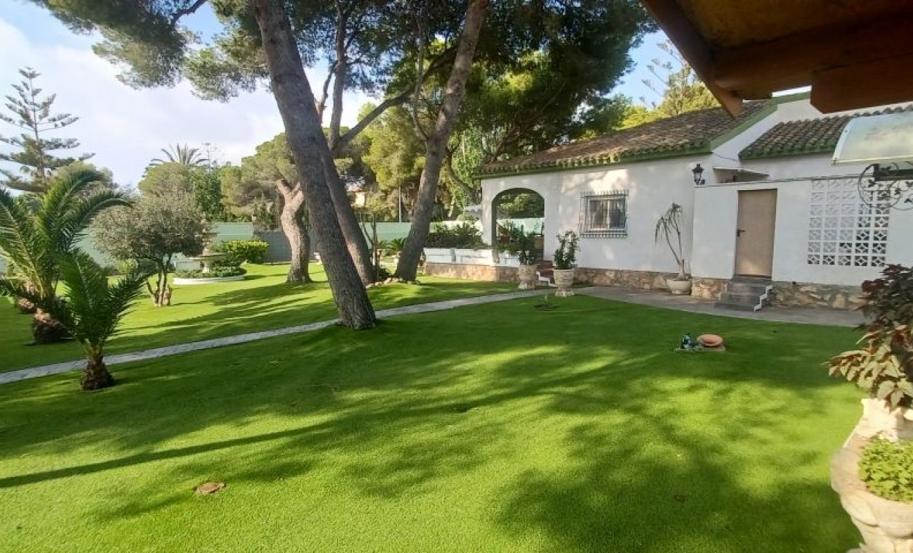 Wederverkoop - Villa - Orihuela Costa