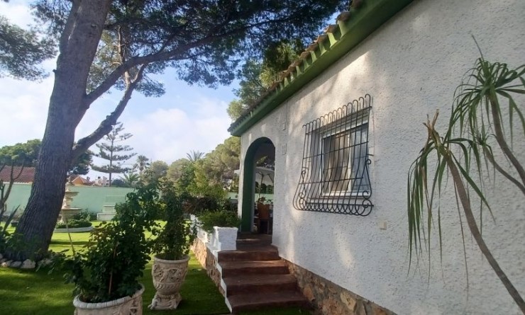 Wederverkoop - Villa - Orihuela Costa